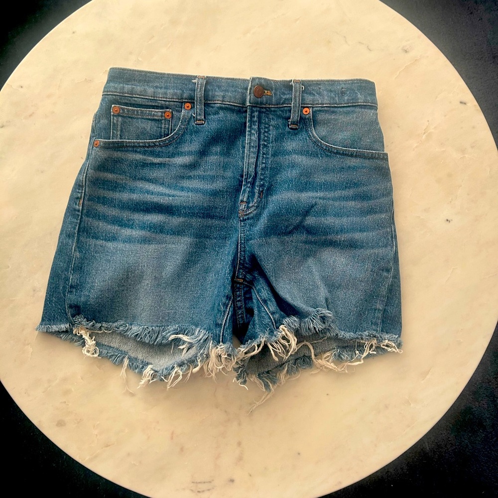 Madewell - Jean short - “The Perfect Mid-Length”